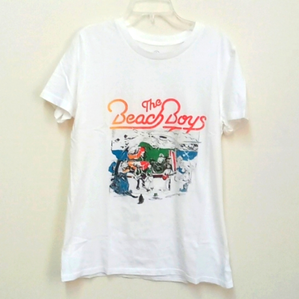 *Final Price* NWOT The Beach Boys Tshirt